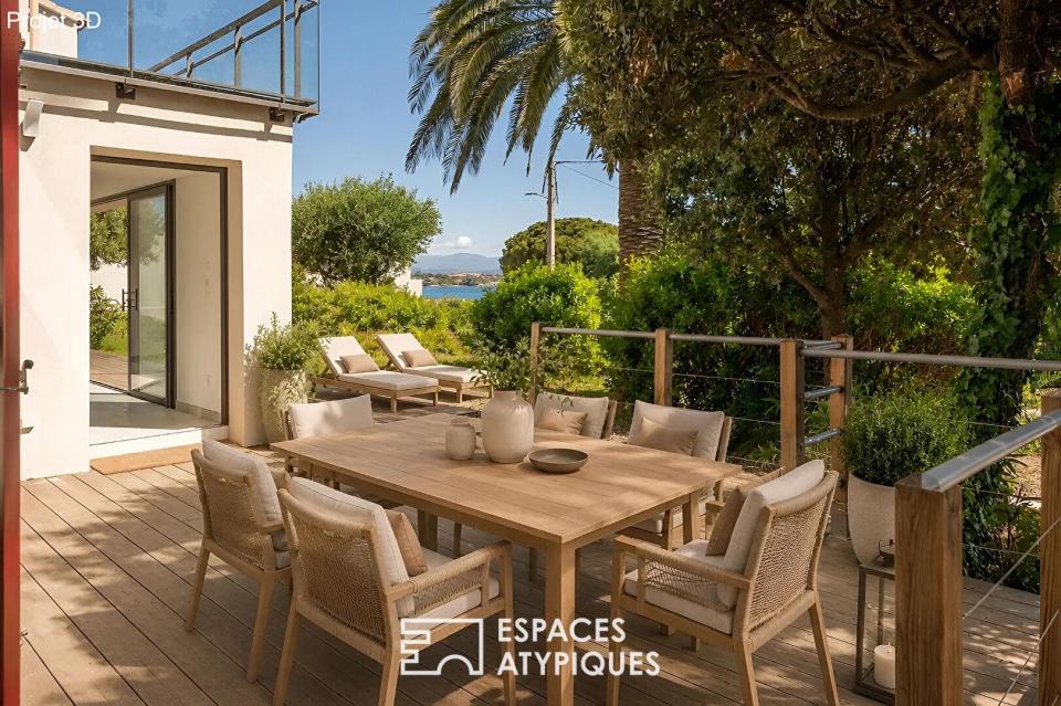 Appartement esprit maison avec terrasse, piscine et vue mer partielle - Réf. 16544