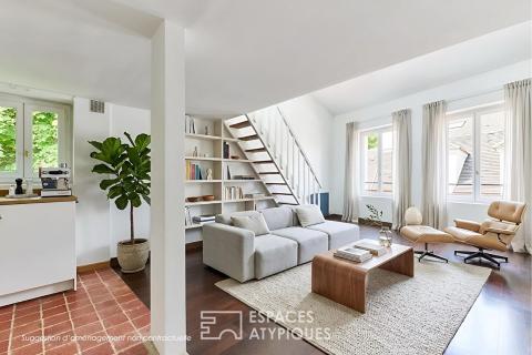 Top floor in Montmartre, near Place du Tertre