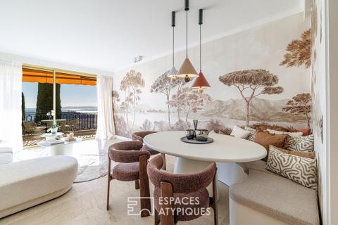 Azure panorama for this contemporary apartment