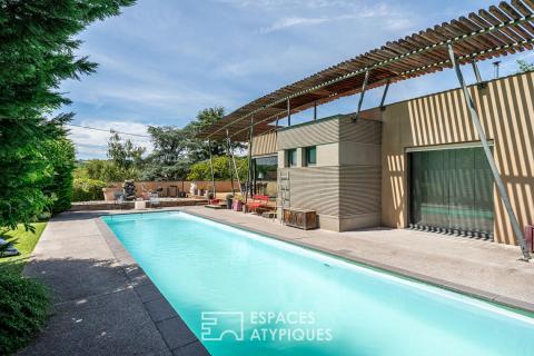 Maison d&rsquo;architecte singulière avec piscine