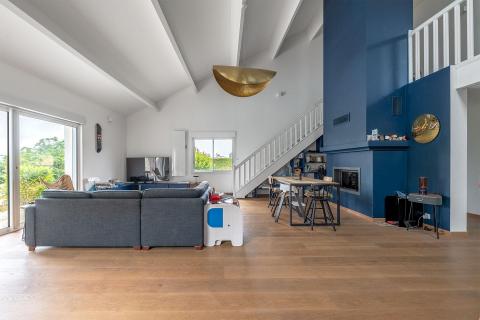 Old-world charm and modern renovation in Champcevinel