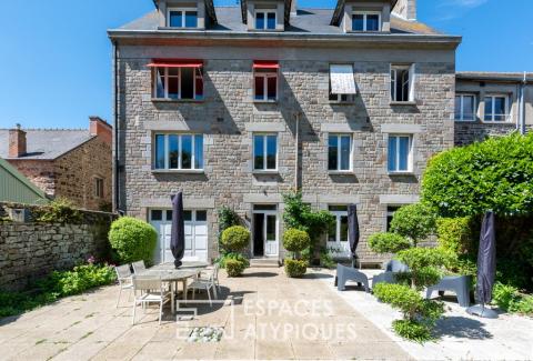 Fully renovated building in the heart of Dol de Bretagne.
