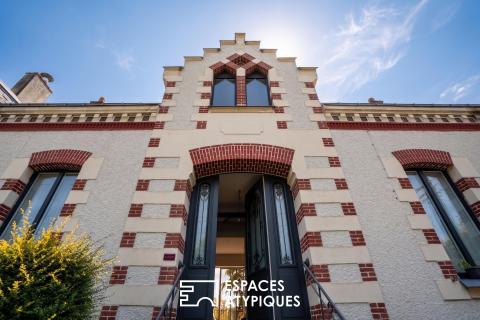 L&rsquo;élégance bourgeoise au coeur d&rsquo;un jardin secret avec piscine
