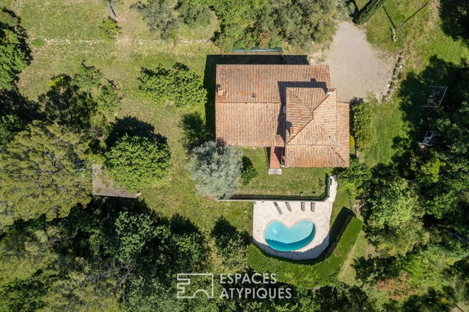 Maison familiale de charme au coeur d'un parc arboré de 2 hectares