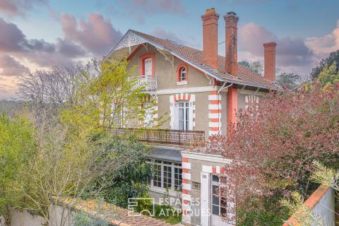 The elegant Mysis, a historic villa at the foot of the Moorish Park