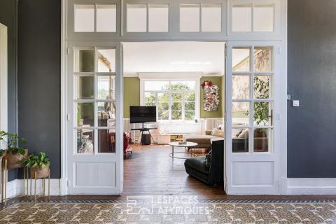 Renovated 1930s house with a wooded garden on the outskirts of Montauban