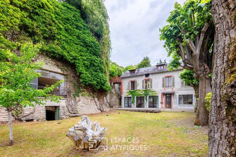 Entre roche et lumière: Demeure d&rsquo;architecte et son écrin troglodyte à La Roche Guyon