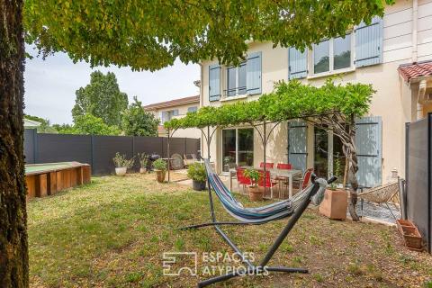 Maison avec jardin et piscine