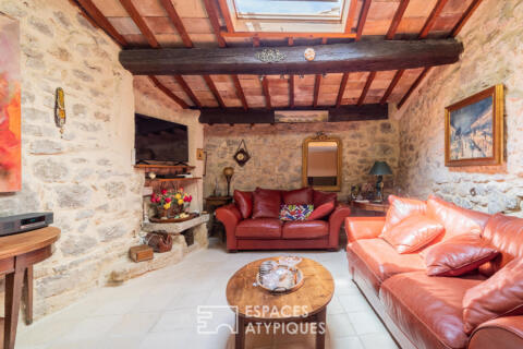 Maison de caractère avec terrasse à deux pas du littoral