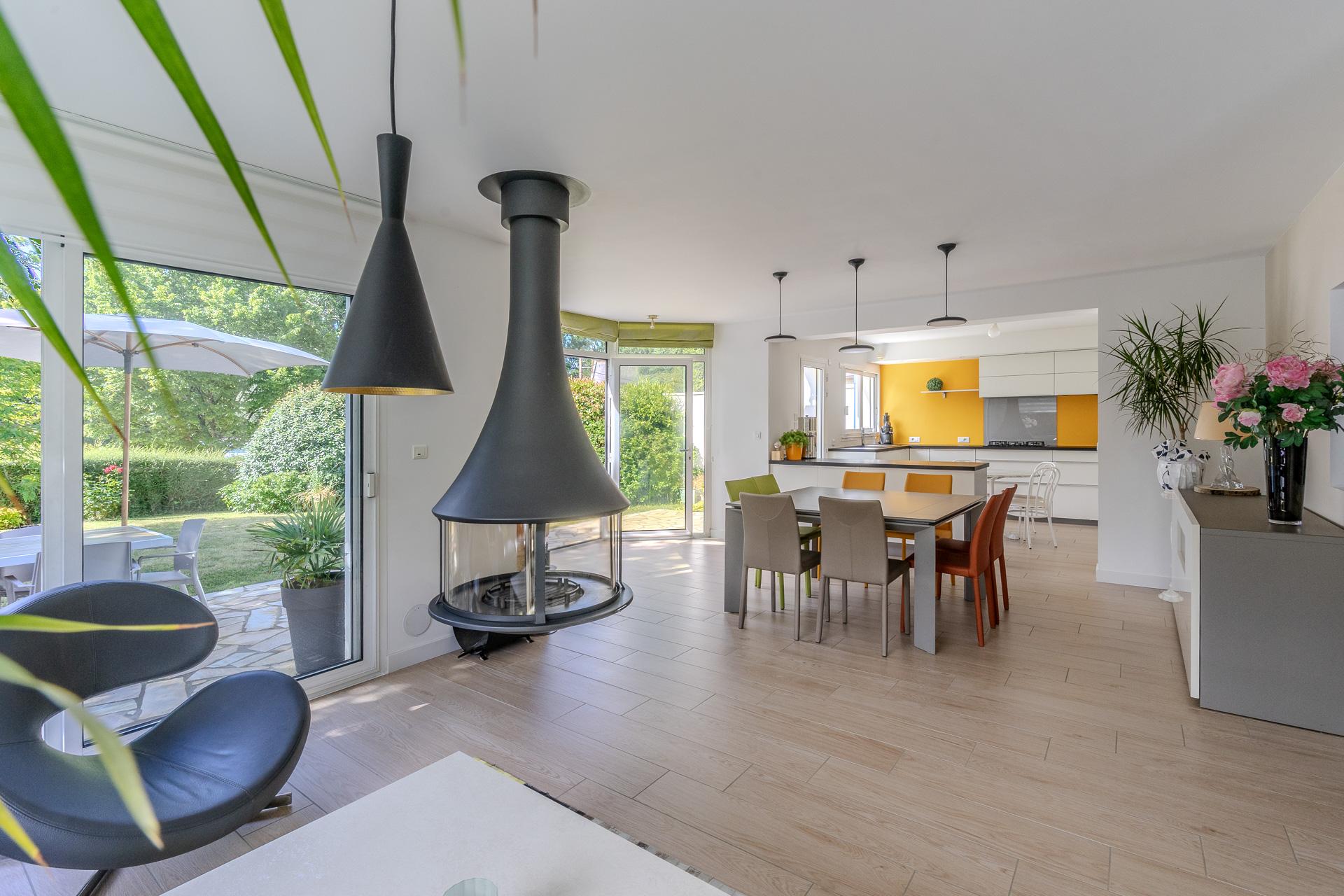 Maison d&rsquo;architecte aux belles prestations à Porcé !