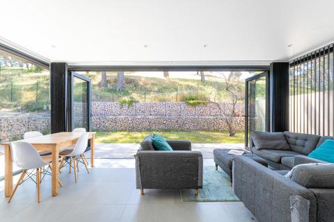 Lignes contemporaines et âme verte (Terrain constructible)