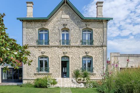 Villa balnéaire 1930 dans le Triangle d&rsquo;Or