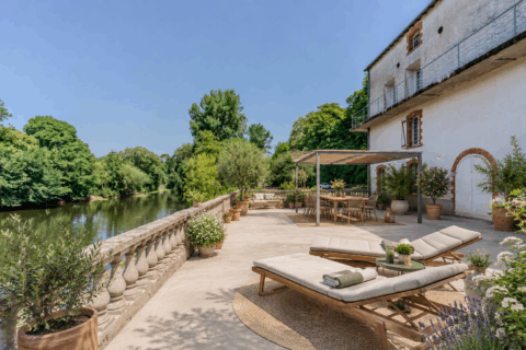 Maison d&rsquo;exception en bord de Sèvre – Exclusivité Espaces Atypiques