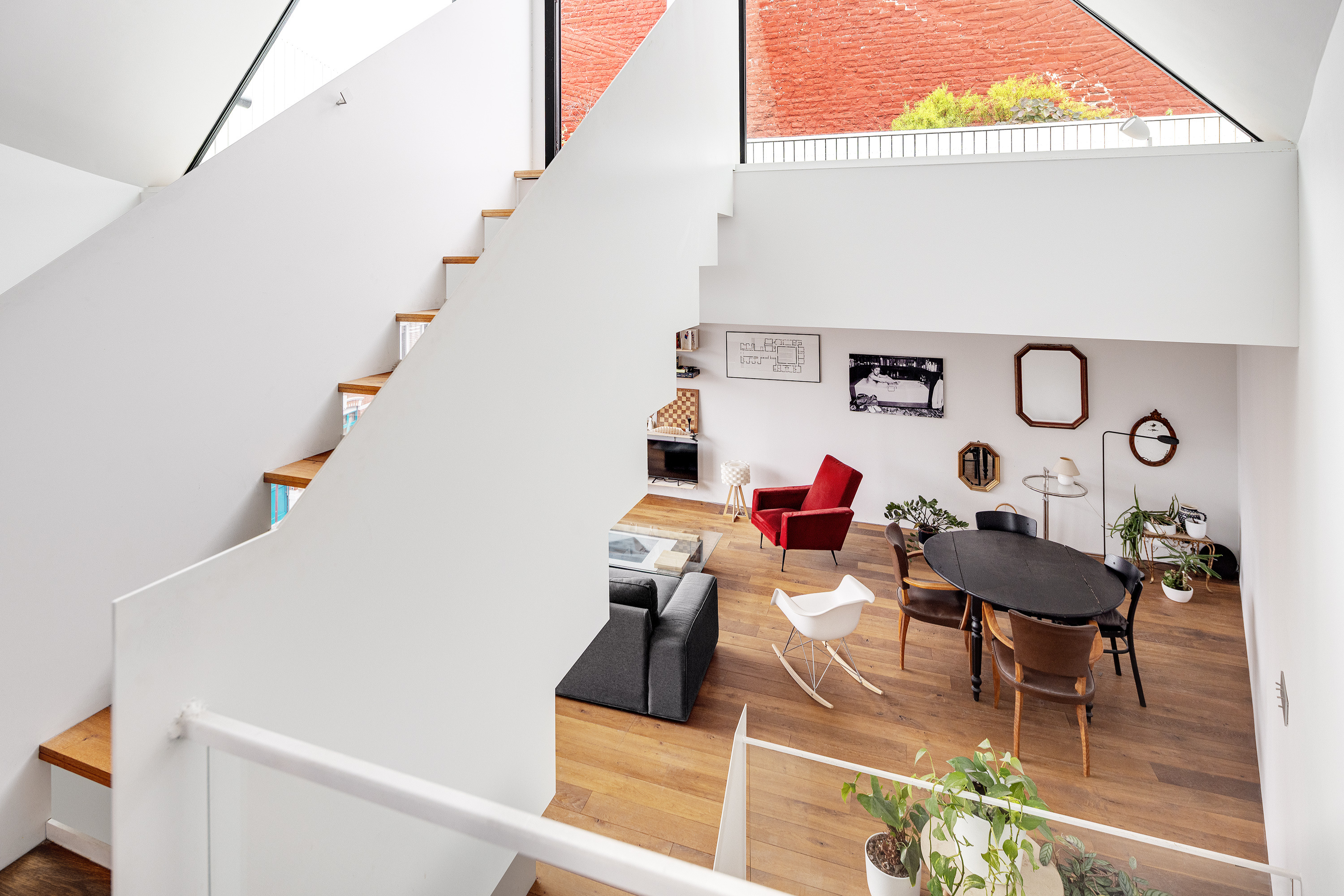 Maison Berton, prouesse architecturale brute et lumineuse avec toit-terrasse