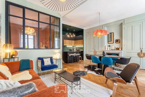 Haussmannian apartment renovated by an architect, just steps from the metro