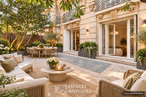 Souplex avec terrasse sur le Champ-de-Mars et face Tour Eiffel