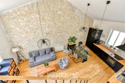 Stunning house full of character with a garden and terrace, close to the sea.