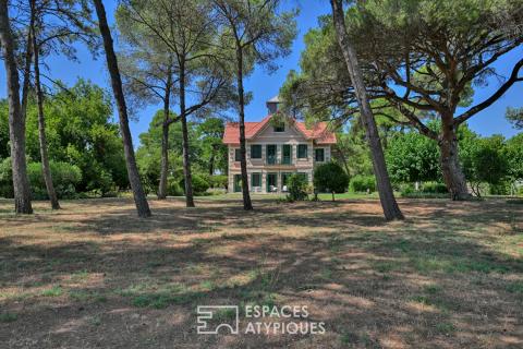 Historic residence near Aigues-Mortes