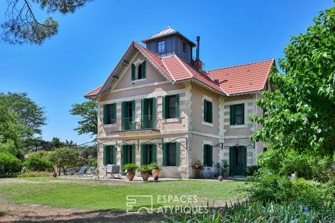 Historic residence near Aigues-Mortes
