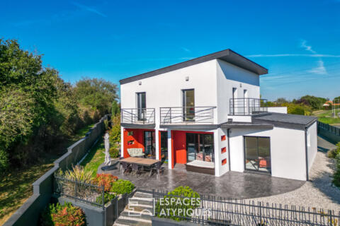 Lumineuse maison contemporaine