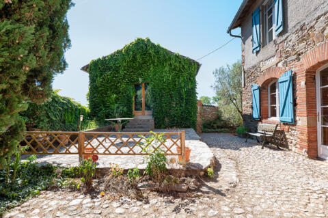 Maison de charme dans la campagne albigeoise