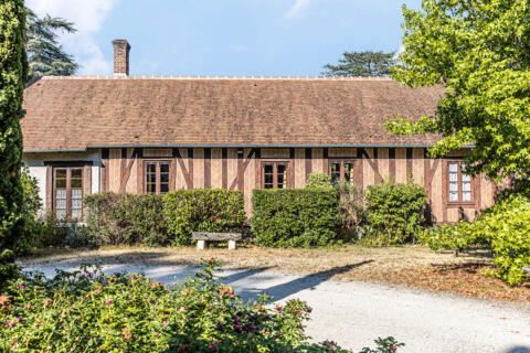 Demeure d’exception au coeur de la Sologne et ses gîtes indépendants