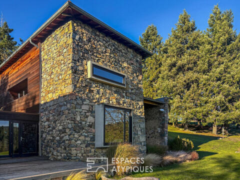 Bâtisse rénové par architecte au calme avec vue dégagée