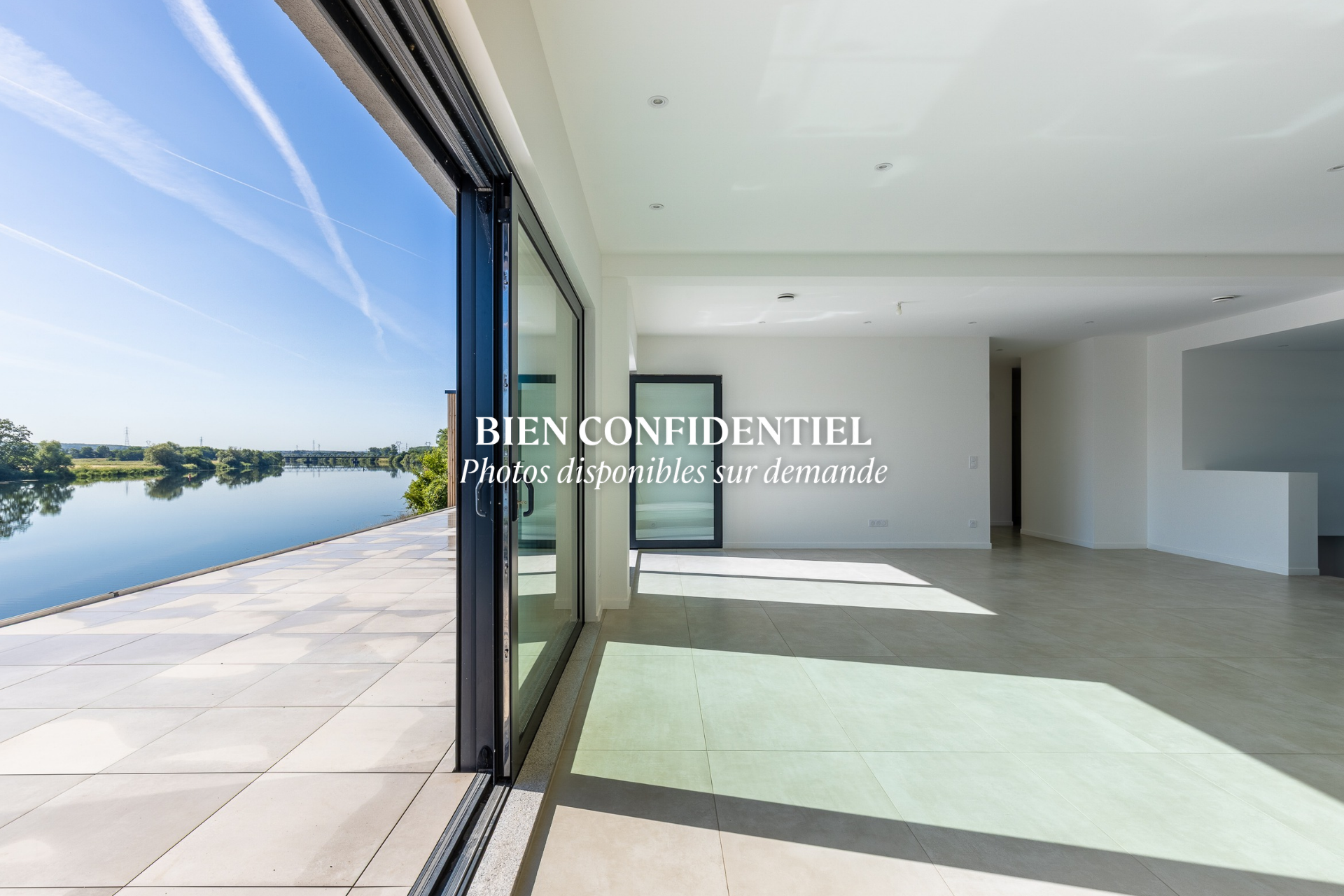 Villa contemporaine passive avec vue panoramique sur la Moselle