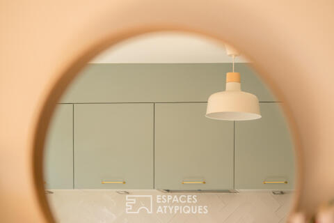 Appartement rénové avec balcon filant