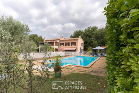Family home with a pool surrounded by lavender fields and a view of Mont Ventoux in Drôme Provençale
