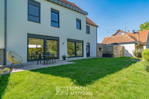 Maison contemporaine au bord de l&rsquo;eau