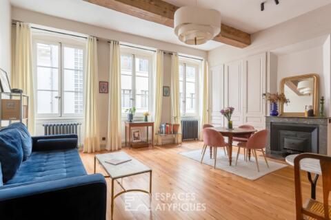 Magnifique appartement bourgeois entièrement rénové dans le quartier Grôlée