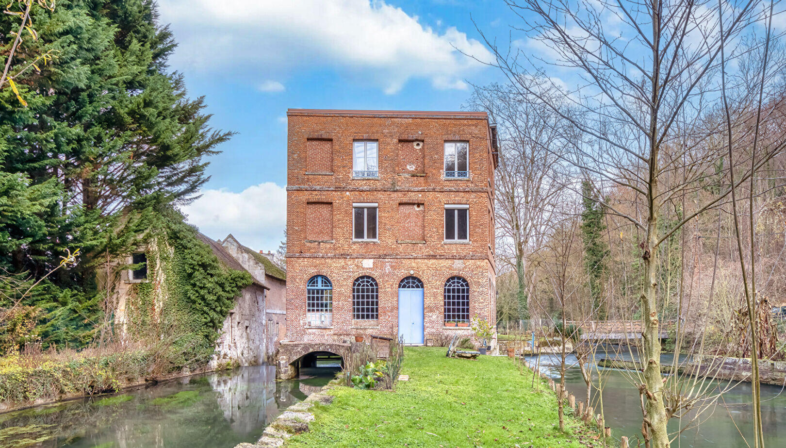 Moulin à vendre près d&rsquo;Évreux : l&rsquo;histoire de Roselyne, au fil de l&rsquo;Iton