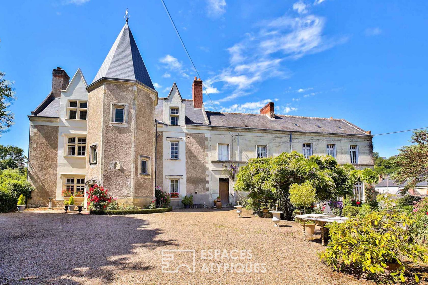 Sous offre – Manoir des XVI et XXe siècles chargé d’histoire