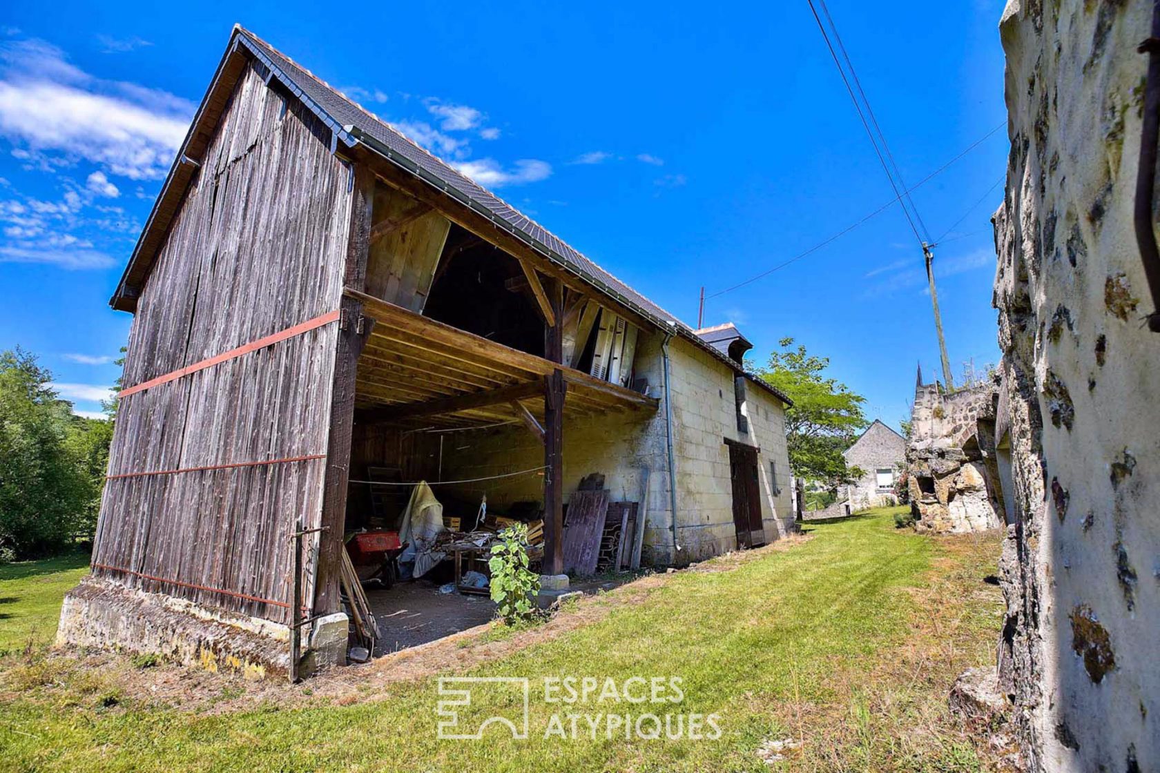 Sous offre – Manoir des XVI et XXe siècles chargé d’histoire