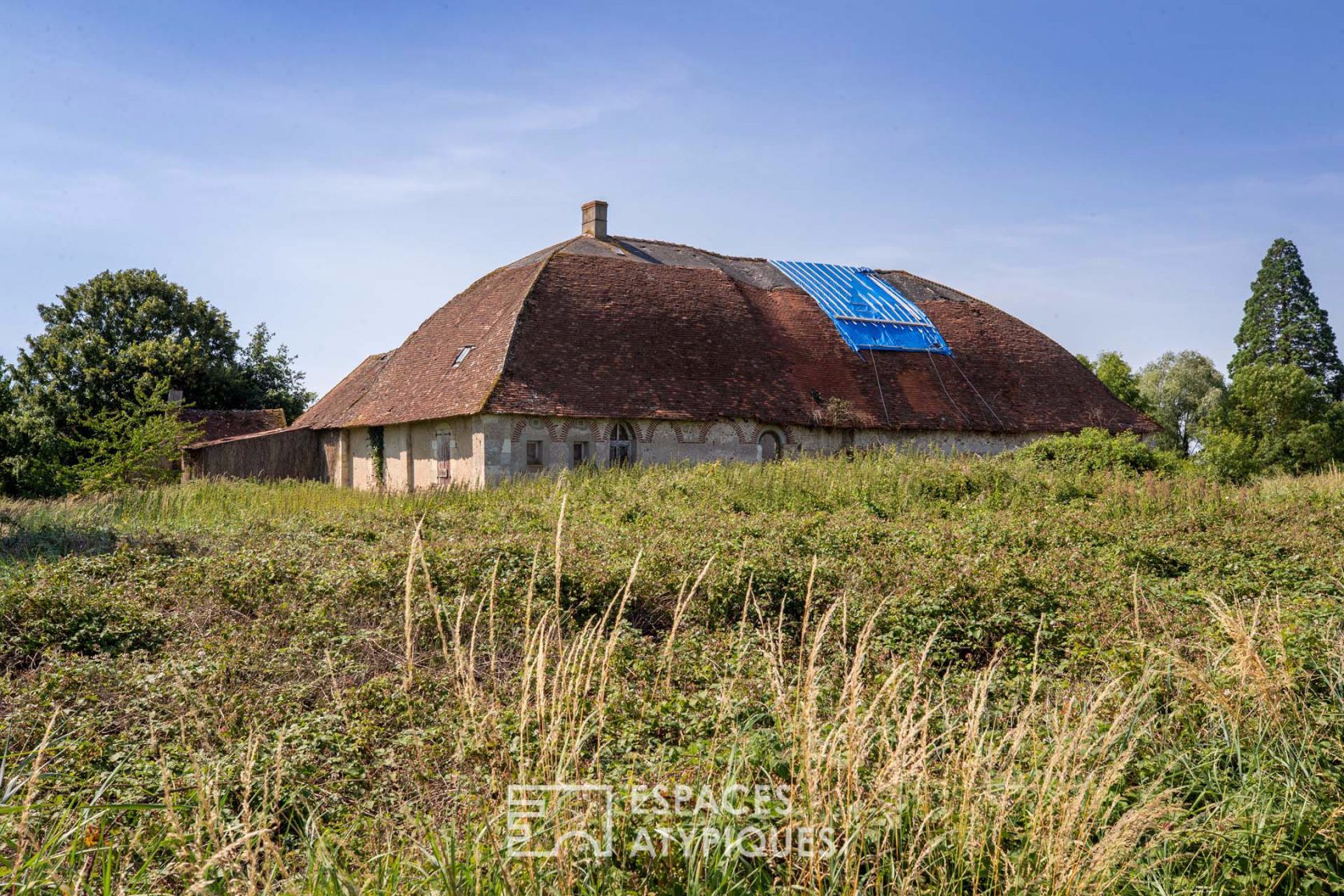 Two 18th century barns to renovate