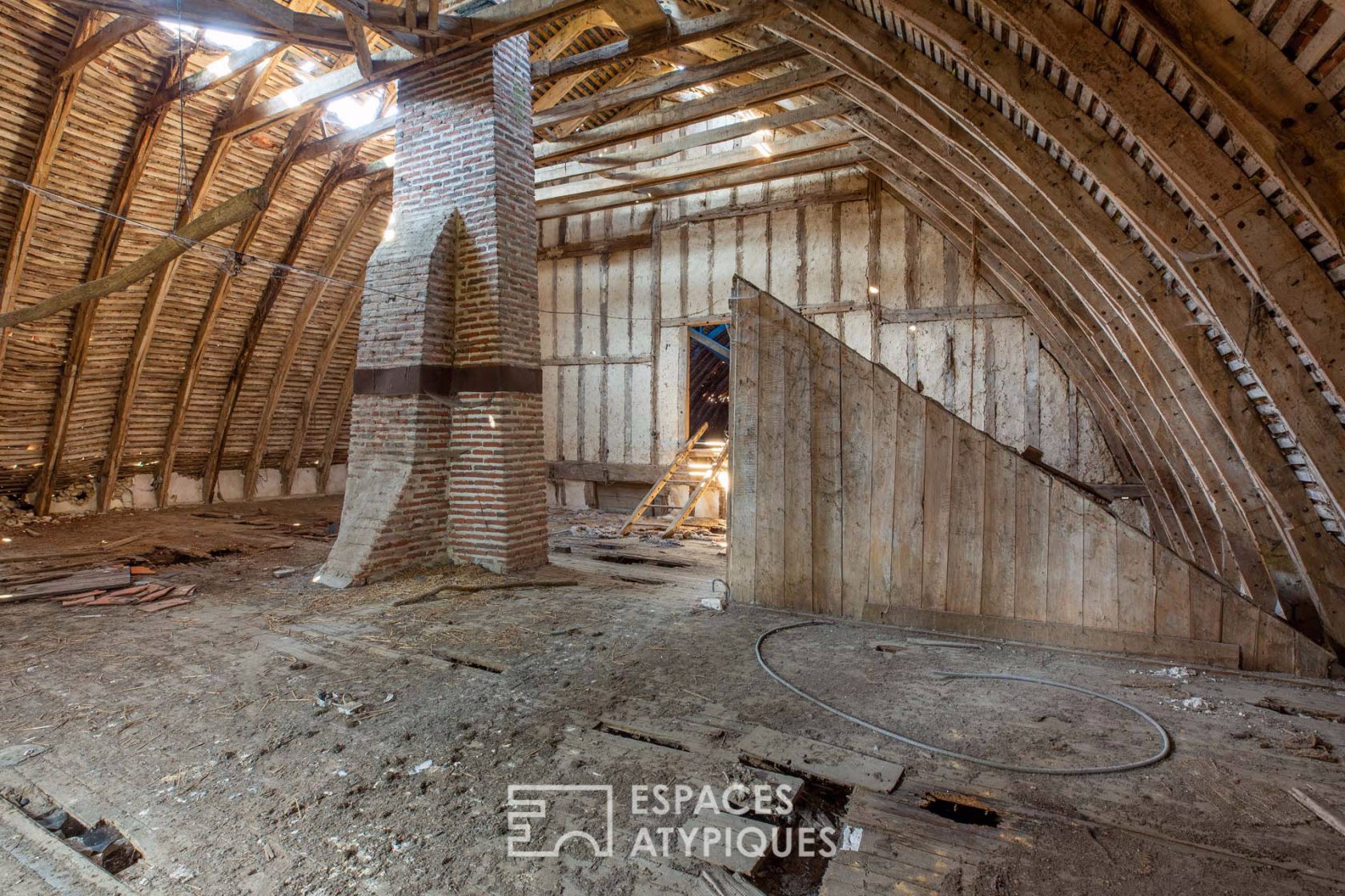 Two 18th century barns to renovate