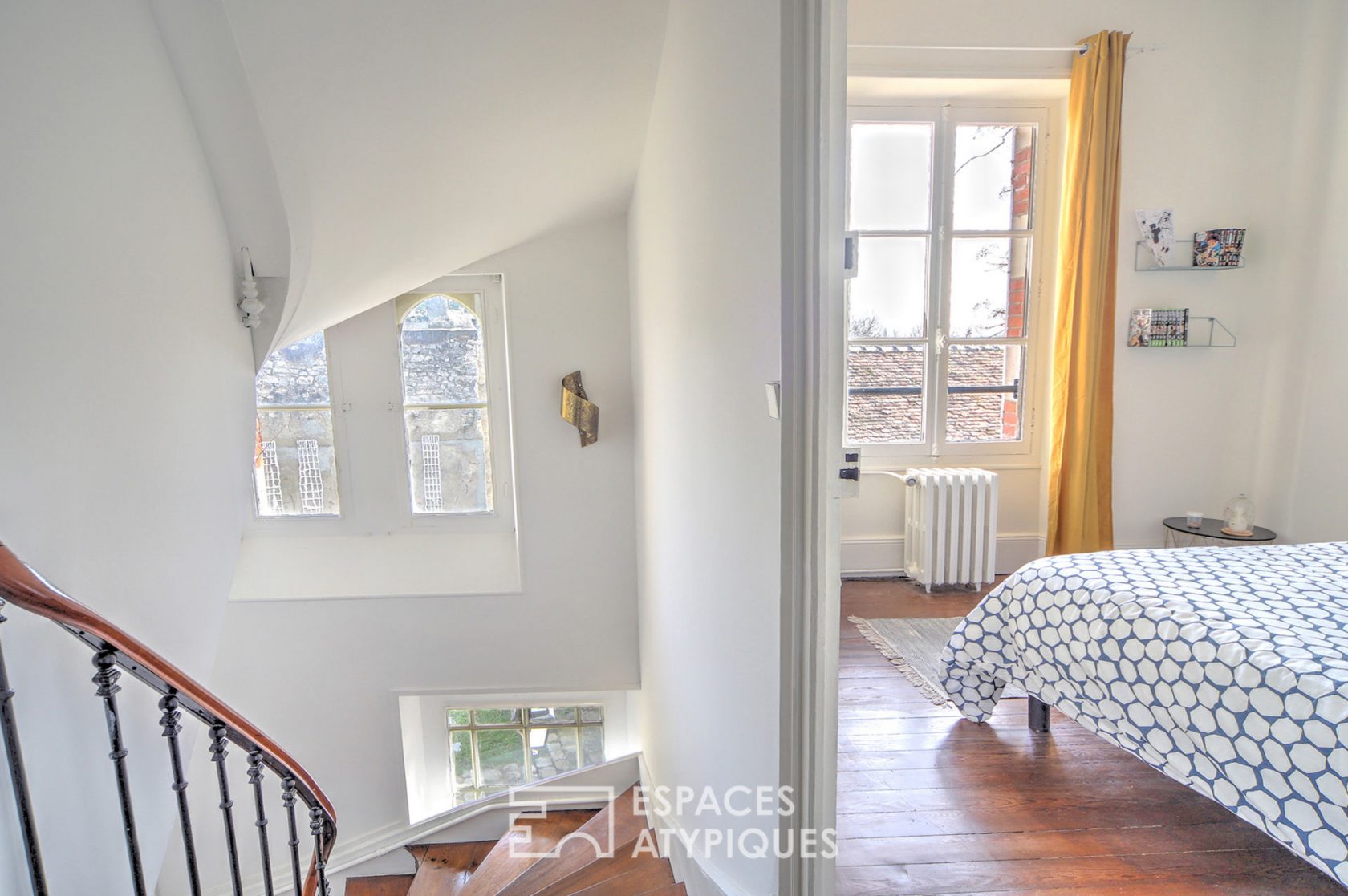Maison de maître rénovée avec jardin, au coeur d’un village