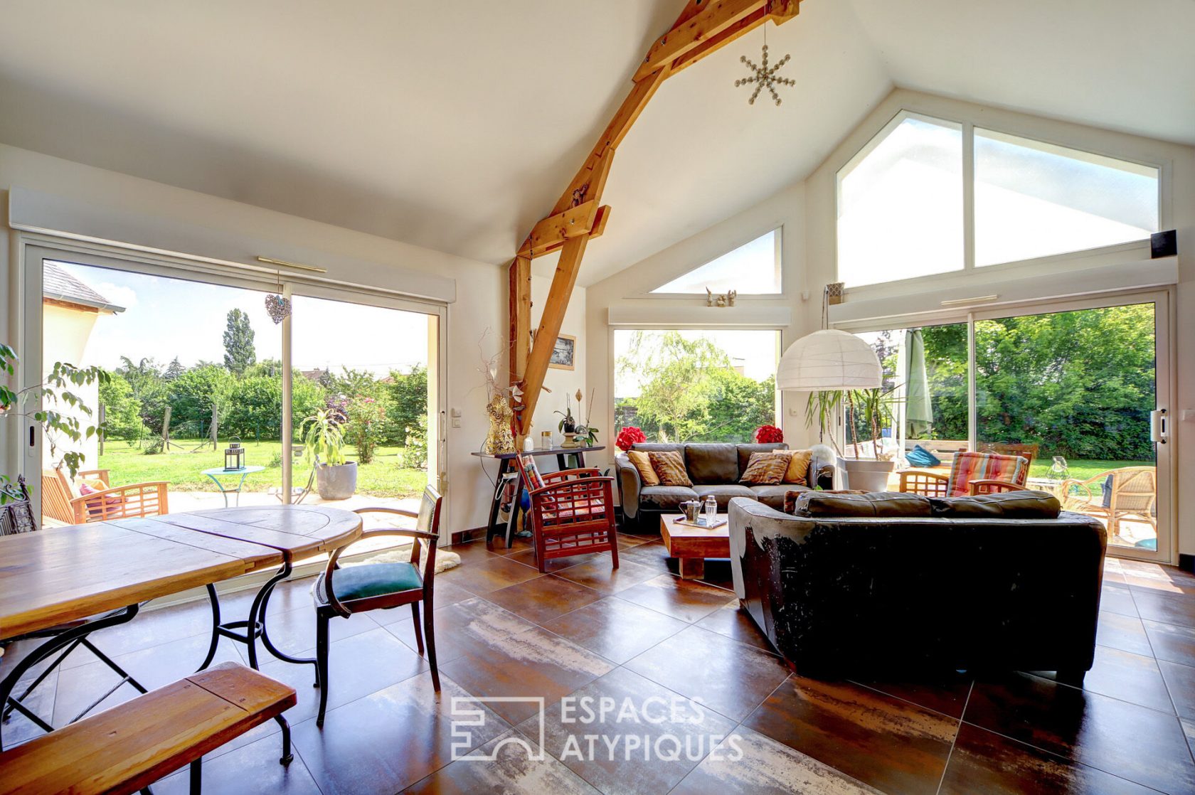 Maison familiale contemporaine proche forêt domaniale