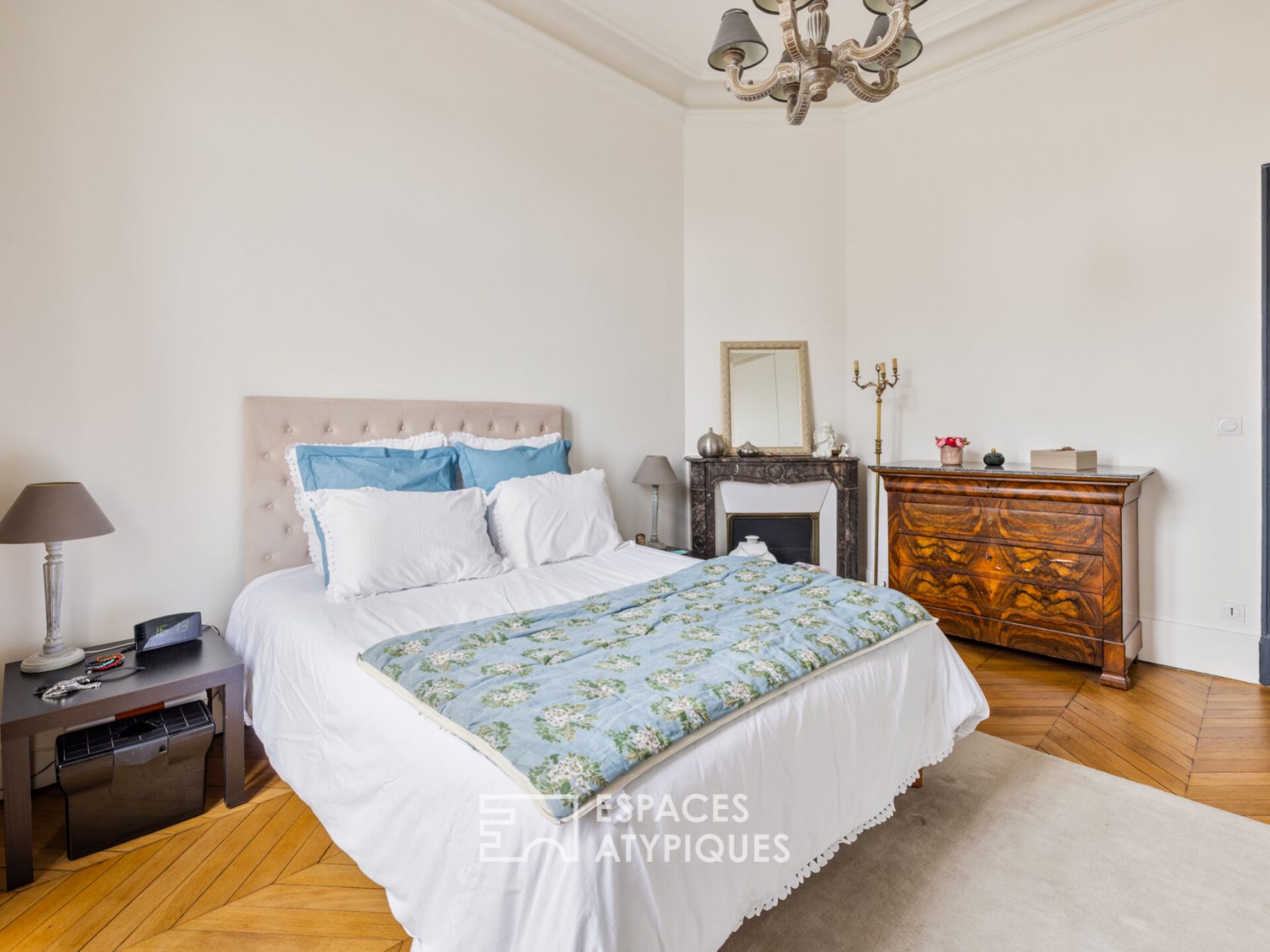 Appartement bourgeois avec terrasse