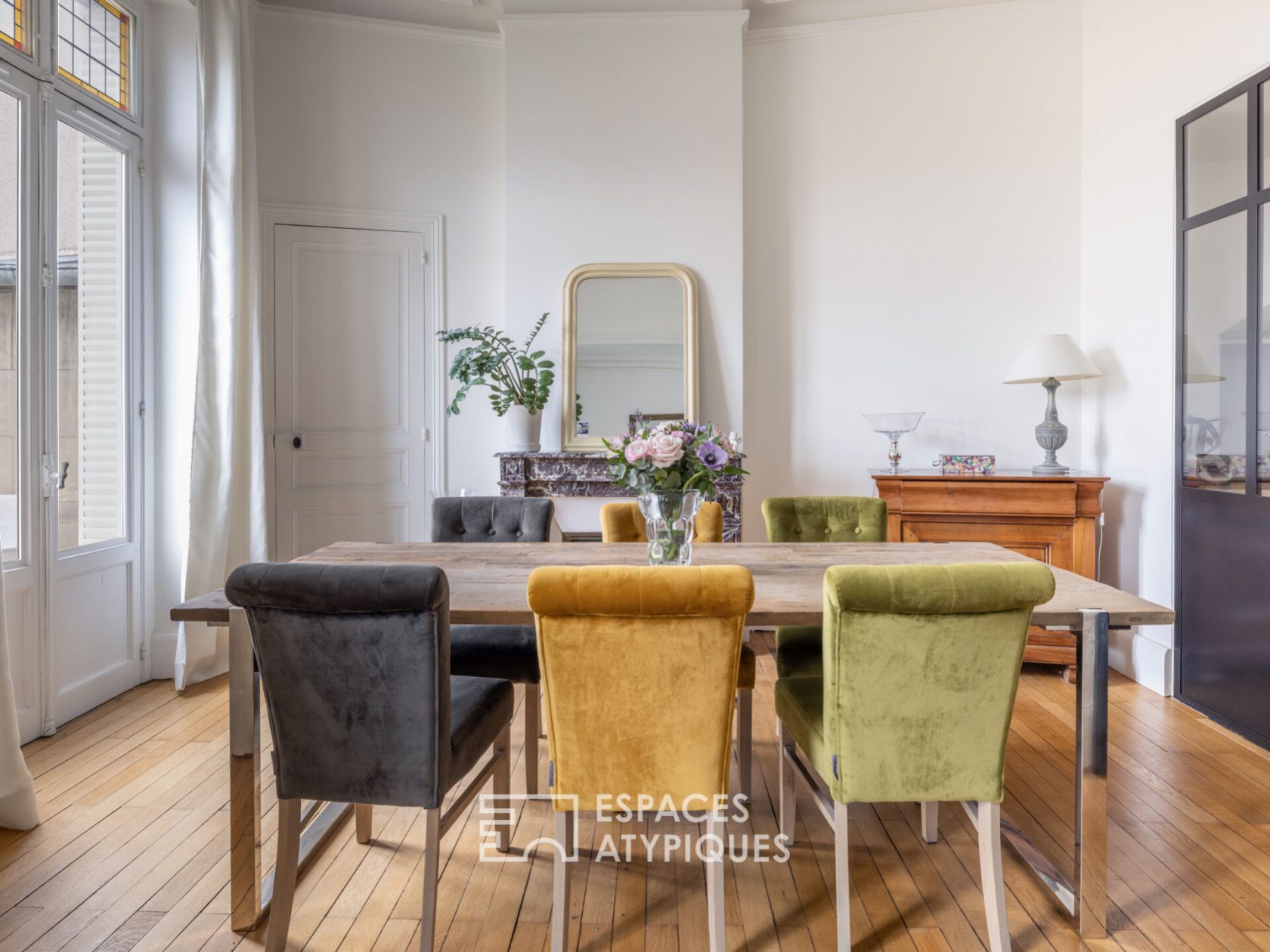 Appartement bourgeois avec terrasse