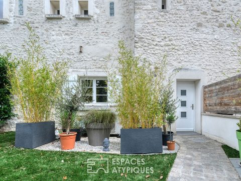 Charmante maison à la rénovation contemporaine, dans un cadre verdoyant