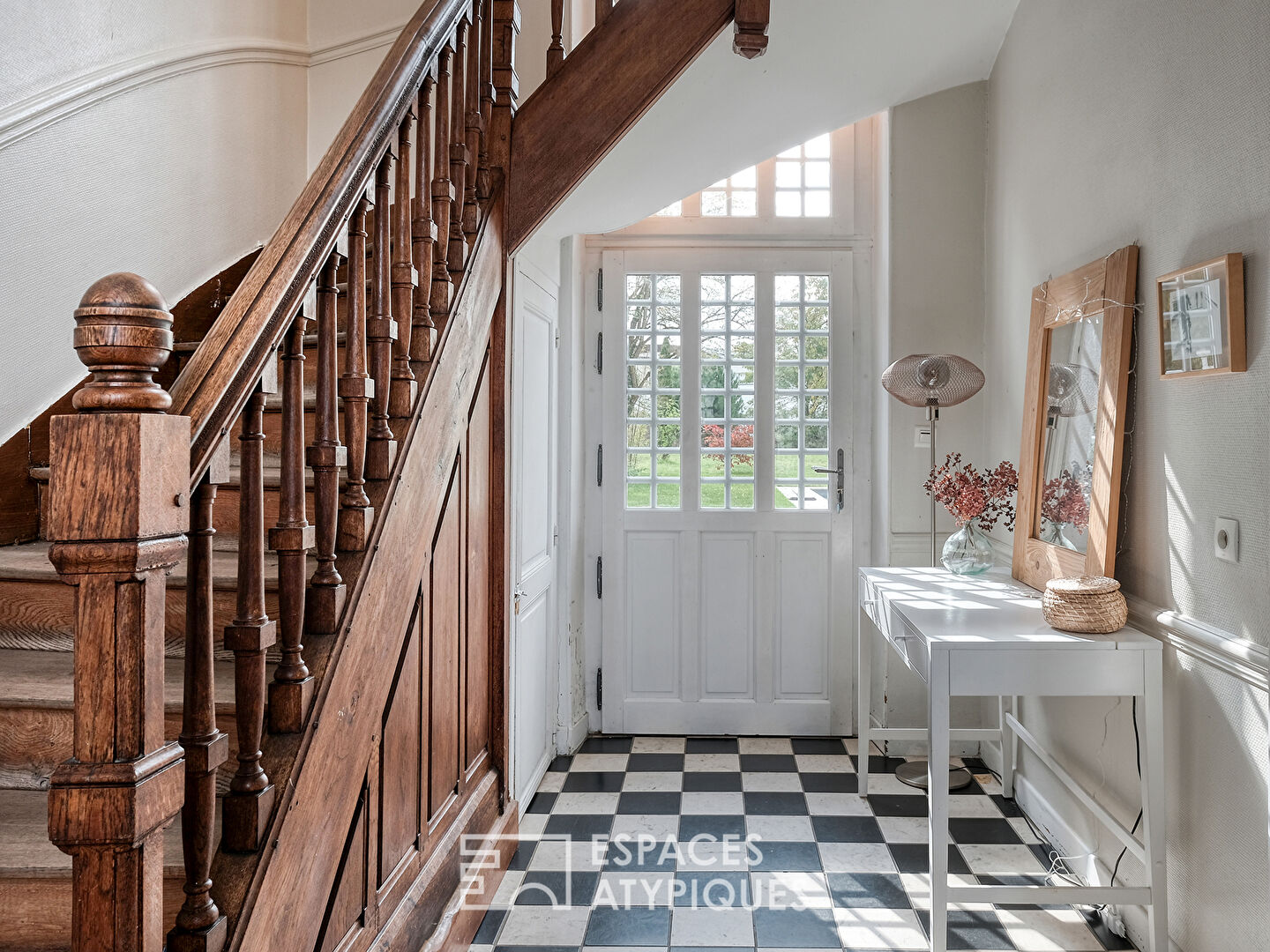 Superbe maison de maître avec piscine, à l’environnement verdoyant