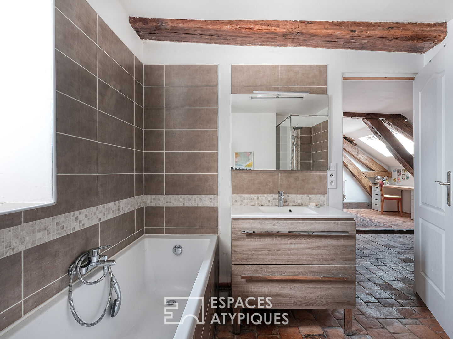 Duplex hypercentre avec parking