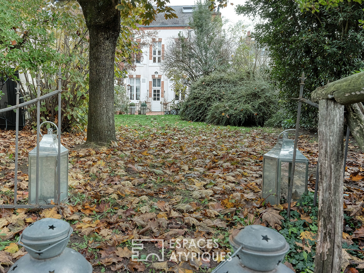 Superbe maison bourgeoise et son jardin verdoyant