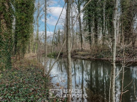 Ancienne grange en pierre dans un cadre préservé