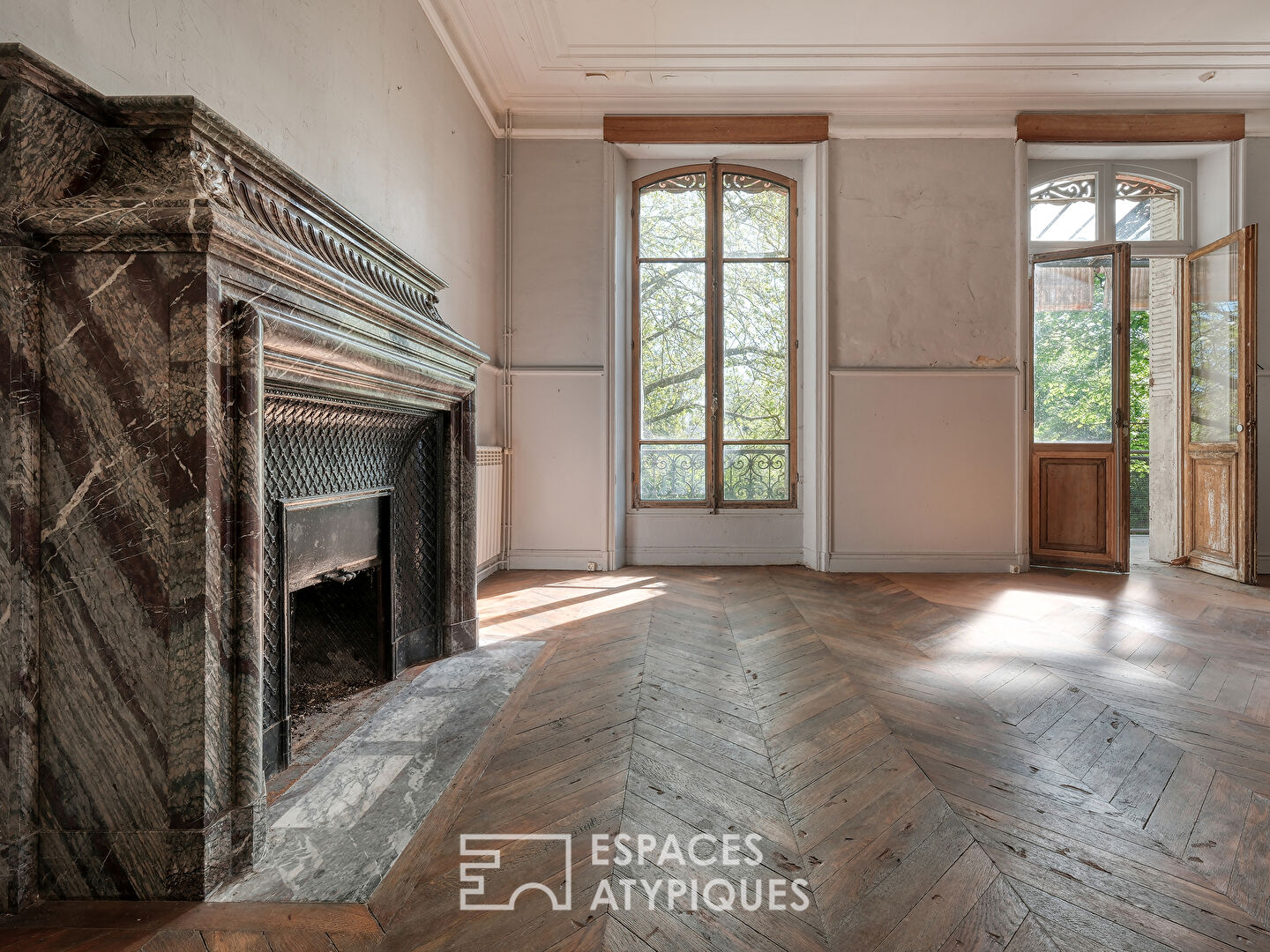 Property from the beginning of the 20th century in the heart of Montargis to rehabilitate