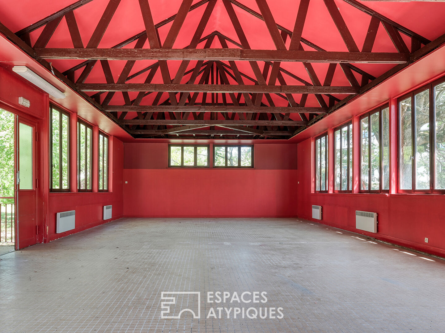 Property from the beginning of the 20th century in the heart of Montargis to rehabilitate