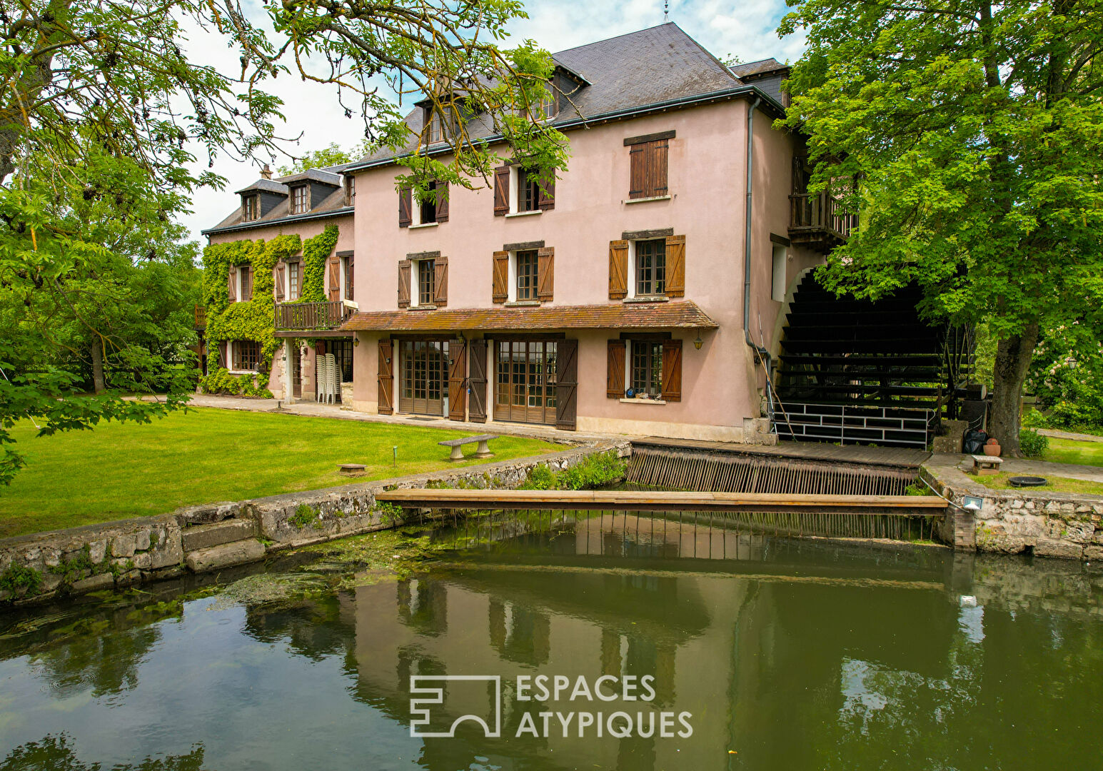 Moulin du XVème siècle proche de Paris