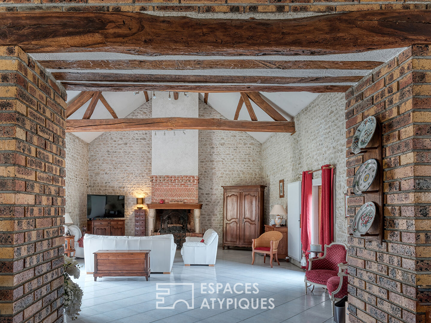 Charmante maison en pierre dans un environnement champêtre